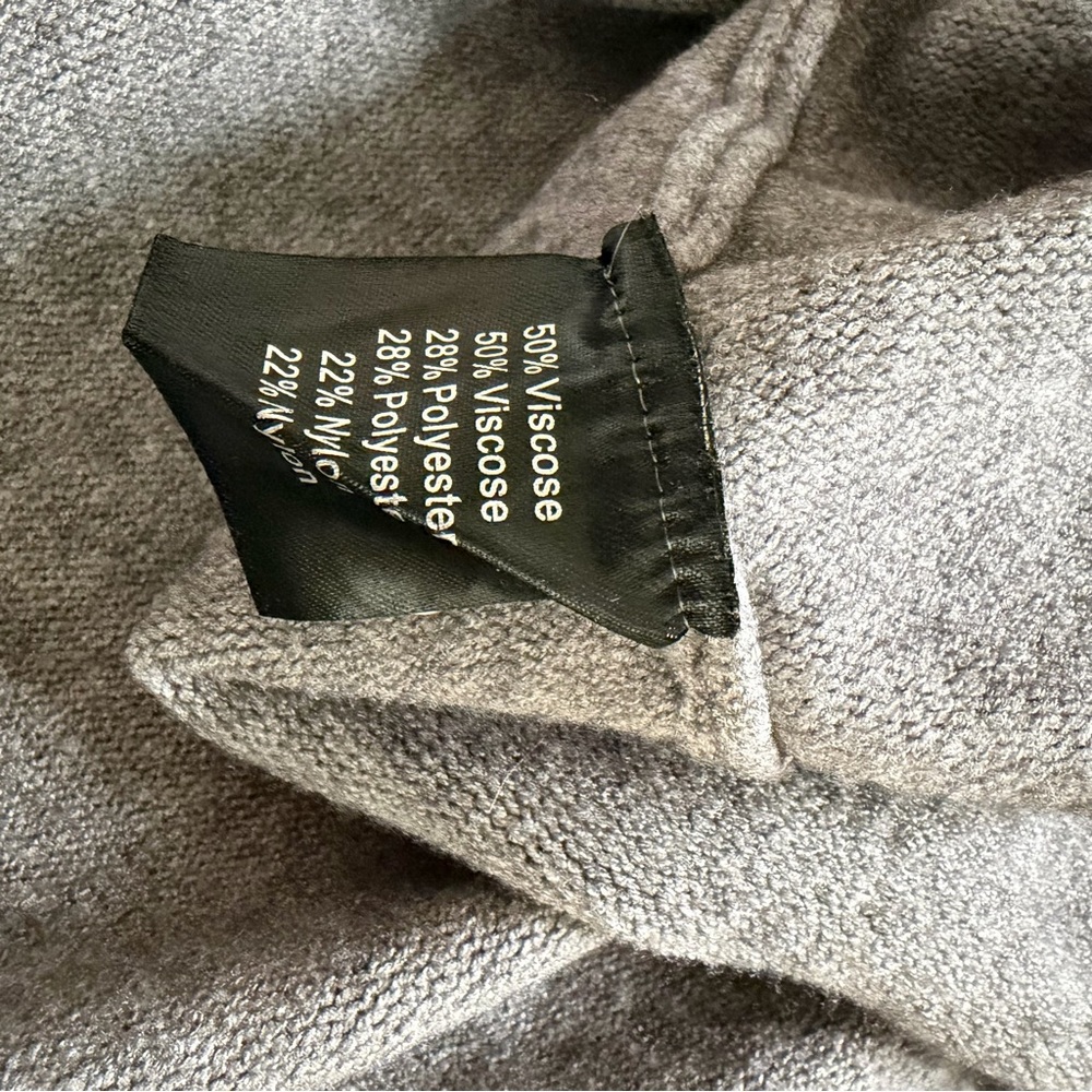 La Fiorentina Grey Sparkle Sweater Poncho - Picture 6 of 6